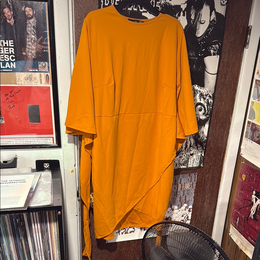 Boohoo - kimono sleeve tie waist wrap wrap dress SIZE 22